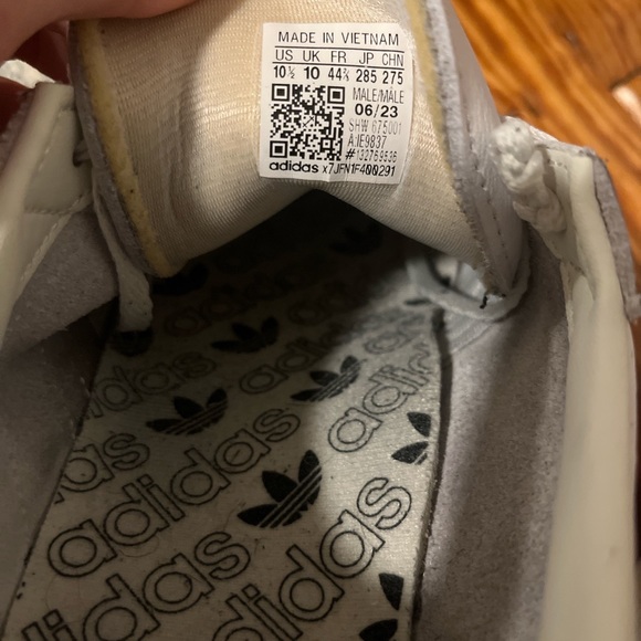 White and Cream Adidas - Picture 5 of 5